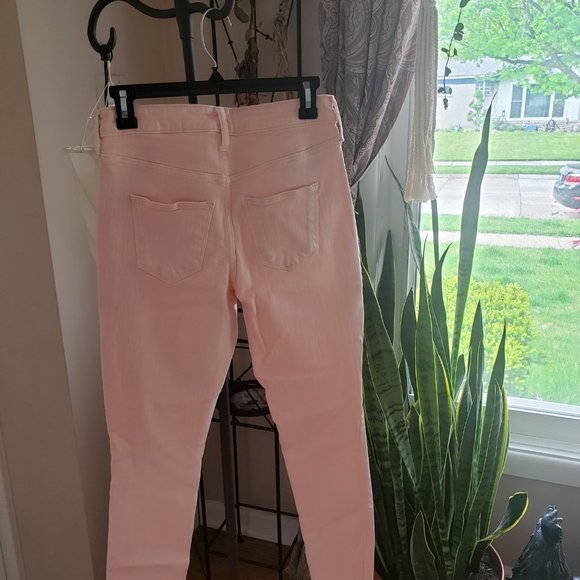 Universal Thread Pink High Rise Jeans - Picture 6 of 8